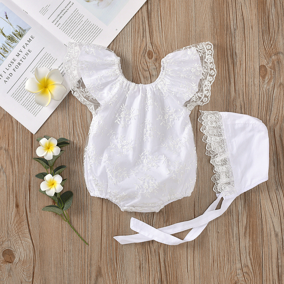 Baby Girls Lace Rompers Wholesale 22121653