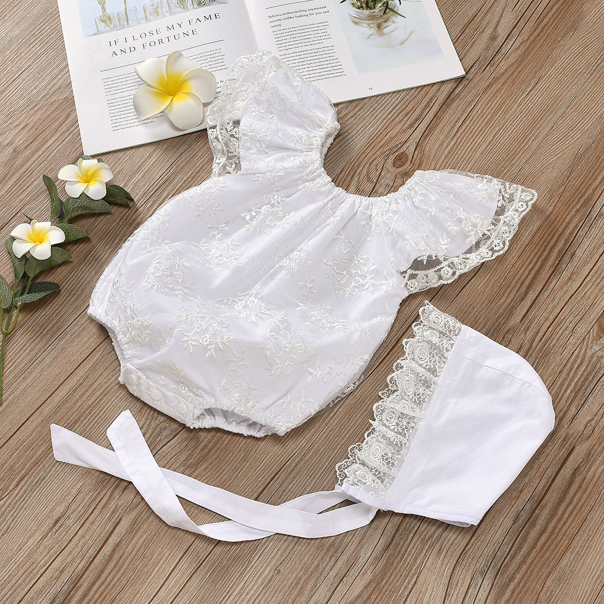 Baby Girls Lace Rompers Wholesale 22121653