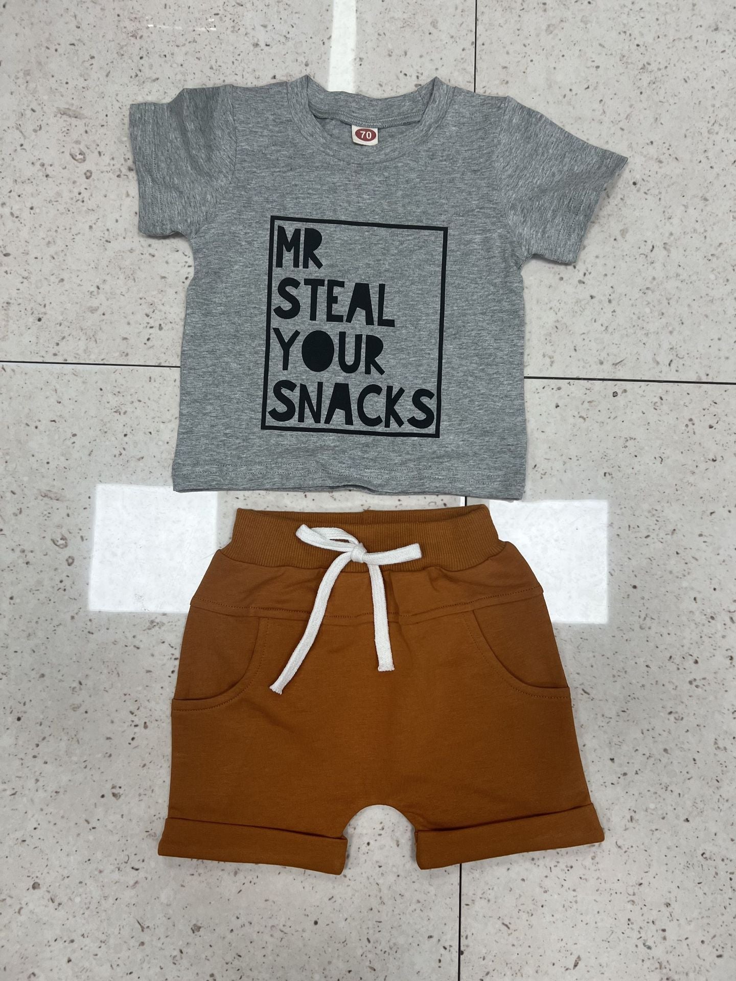 2 Pieces Set Baby Kid Boys Letters T-Shirts And Solid Color Shorts Wholesale 221229722